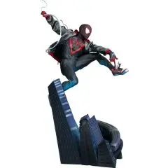 Spider-Gwen 1:4 Scale Statue - Sideshow Toys | NerdUP Collectibles, image size:240x240