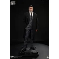 Justice League Statue 1/4 Bruce Wayne (Ben Affleck) 51 cm