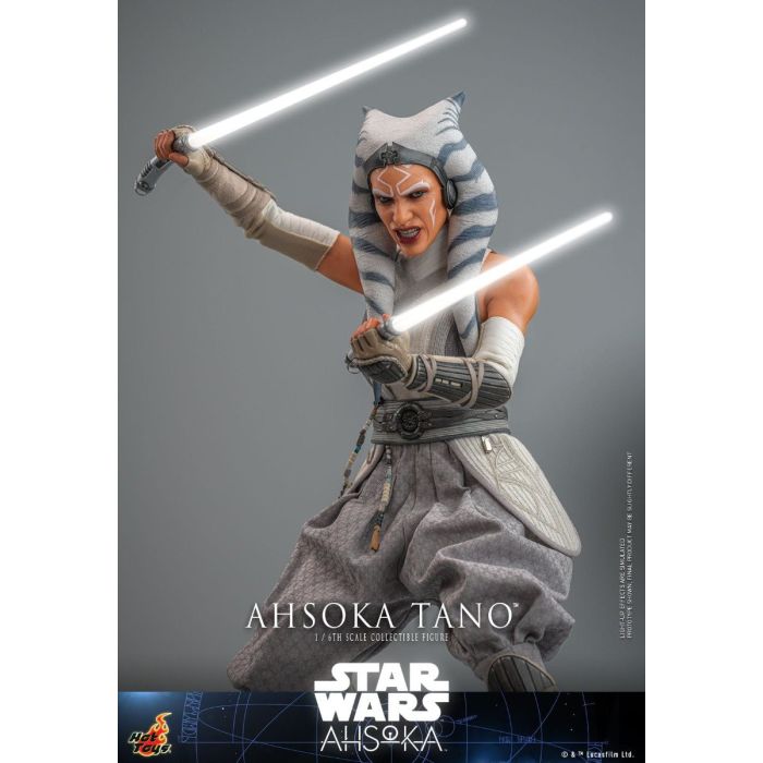 Ahsoka Tano 1:6 Scale Figure - Hot Toys - Ahsoka