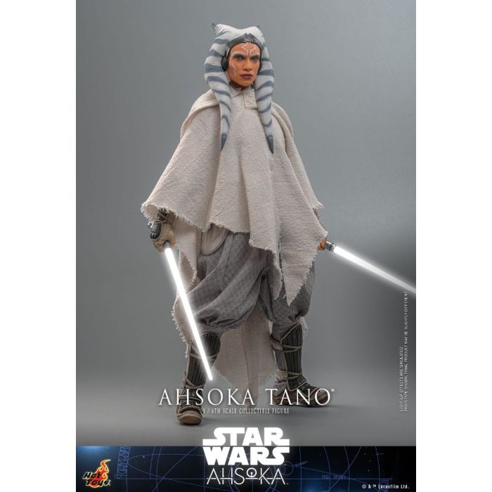 Ahsoka Tano 1:6 Scale Figure - Hot Toys - Ahsoka