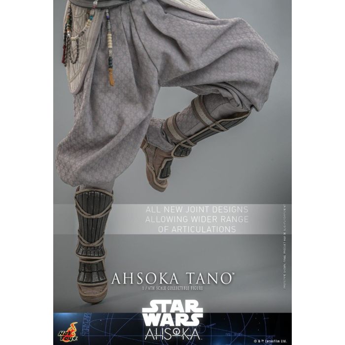 Ahsoka Tano 1:6 Scale Figure - Hot Toys - Ahsoka