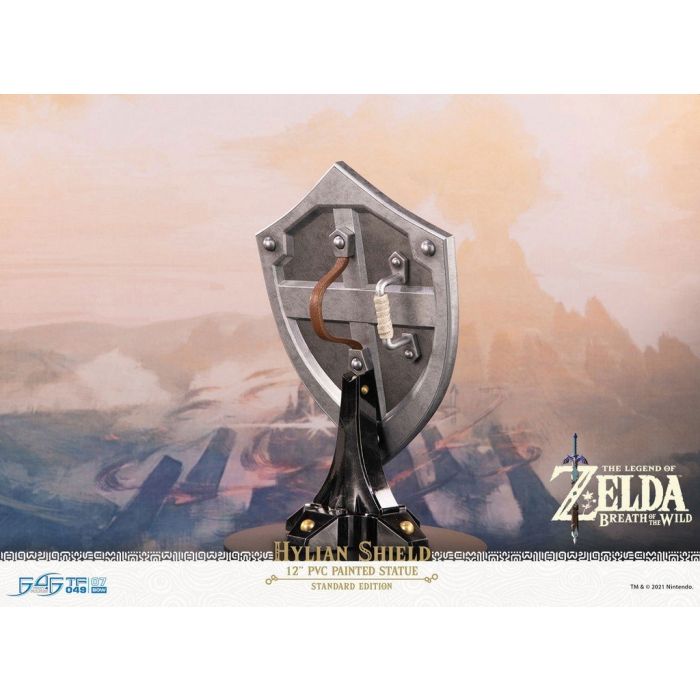 The Legend of Zelda: Breath of the Wild - Hylian Shield PVC Statue