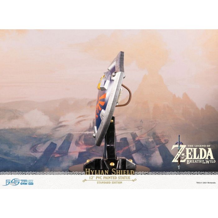 The Legend of Zelda: Breath of the Wild - Hylian Shield PVC Statue