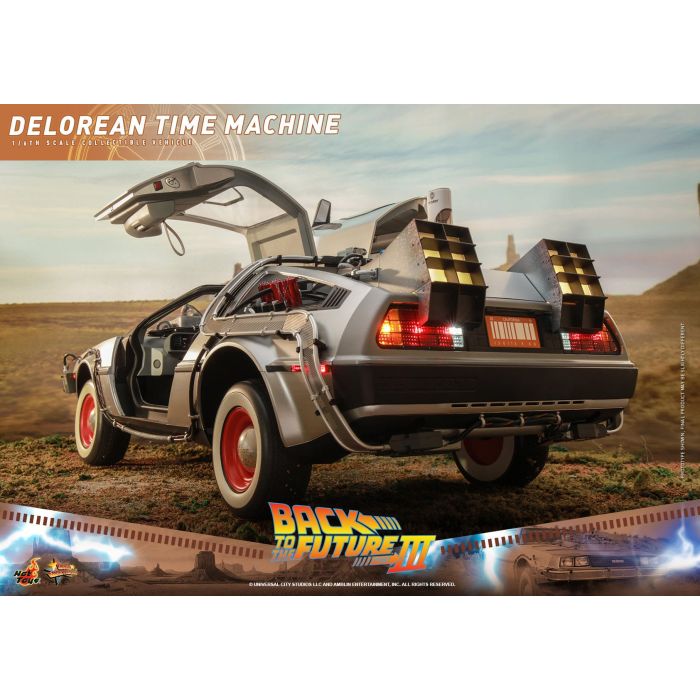 DeLorean Time Machine 1:6 Scale Figure - Hot Toys - Back to the Future 3
