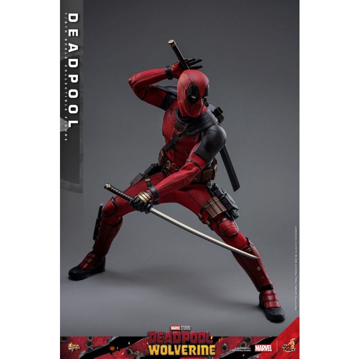 Deadpool 1:6 Scale Figure - Hot Toys - Deadpool & Wolverine