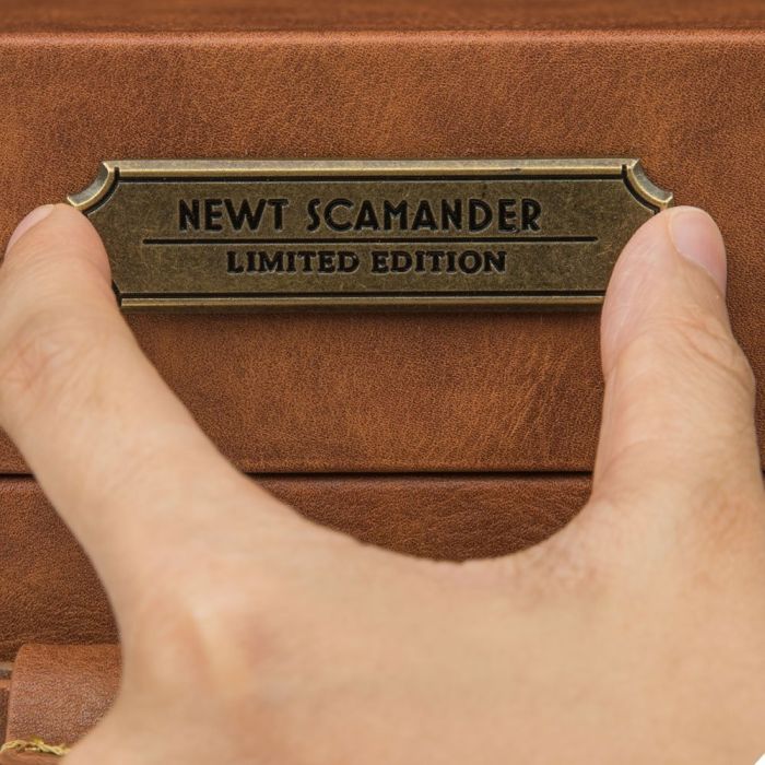 Fantastic Beasts and Where to Find Them - Newt Scamander Suitcase Replica
