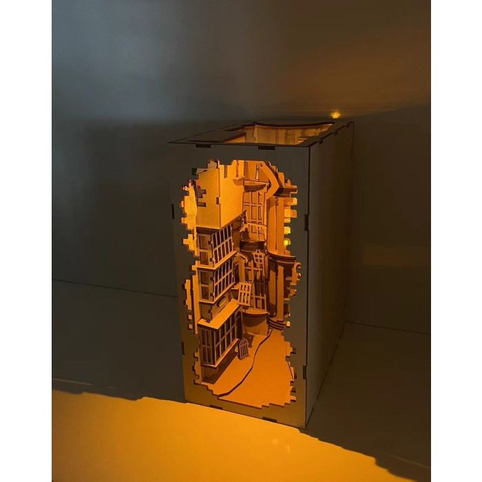 Diagon Alley Book Nook Mini Diorama - Revell - Harry Potter