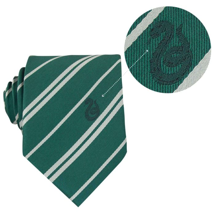 Harry Potter - Slytherin Tie Deluxe Edition with Pin