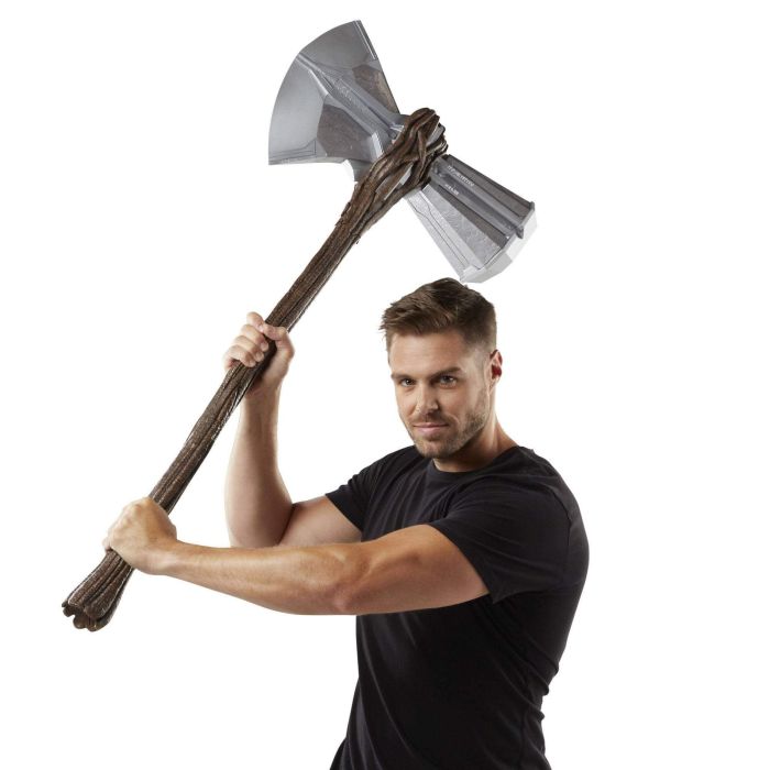 Marvel: Thor - Stormbreaker Legend Series Replica