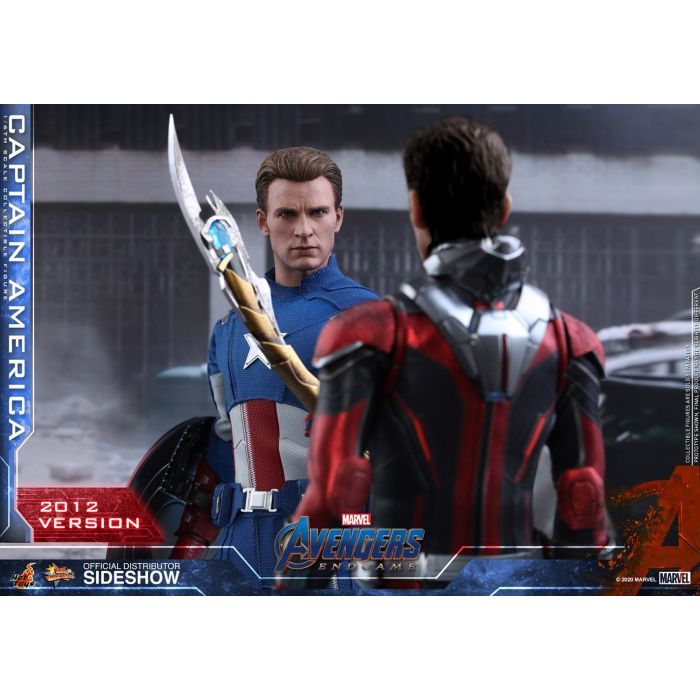 Hot Toys: Avengers Endgame - Captain America (2012 Version) 1:6 scale Figure 