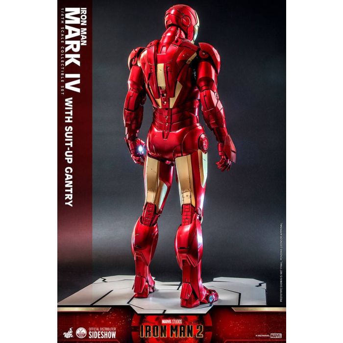 Iron Man Mark IV 1:4 Scale Figure with Suit-UP Gantry - Hot Toys - Iron Man 2