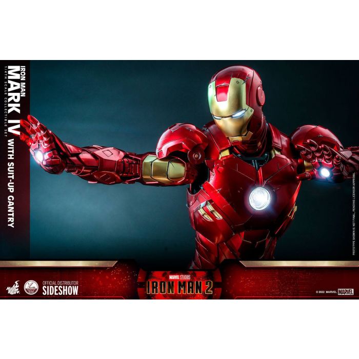 Iron Man Mark IV 1:4 Scale Figure with Suit-UP Gantry - Hot Toys - Iron Man 2