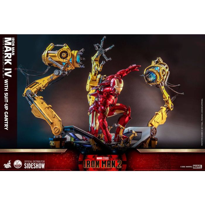 Iron Man Mark IV 1:4 Scale Figure with Suit-UP Gantry - Hot Toys - Iron Man 2