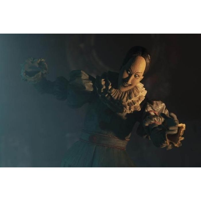 Stephen King's: It Chapter 2 - Ultimate Dancing Clown Pennywise Action Figure