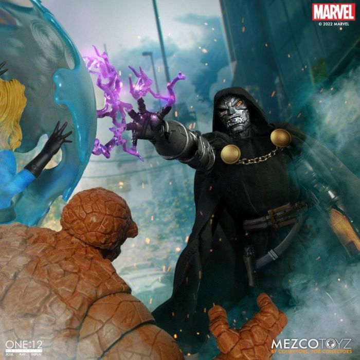 Doctor Doom Action Figure - Mezco Toys - Marvel