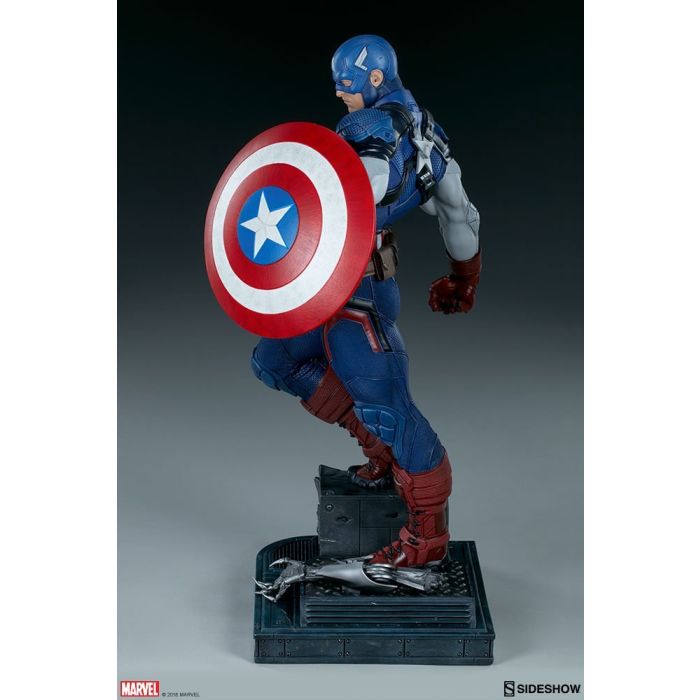 Captain America Premium Format Statue - Sideshow Toys - Captain America