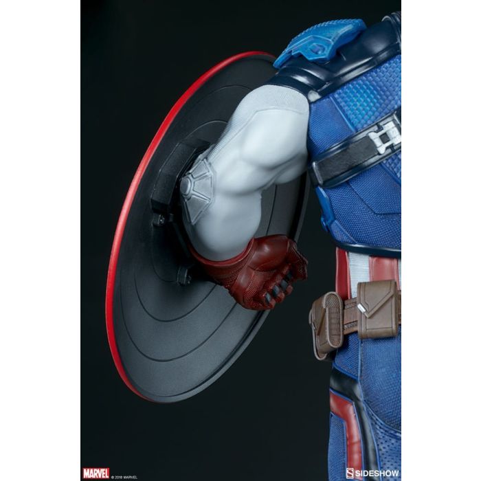 Captain America Premium Format Statue - Sideshow Toys - Captain America