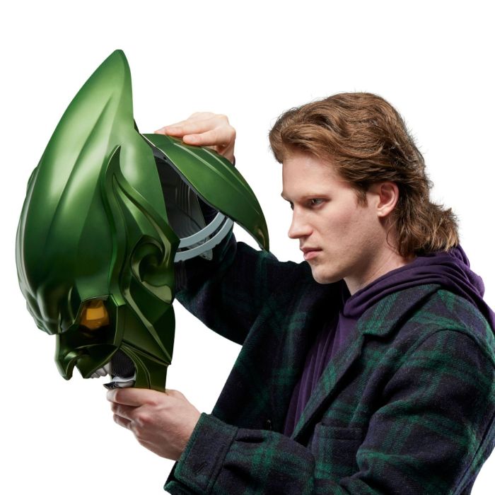 Spider-Man: No Way Home Marvel Legends Roleplay Replica Green Goblin Premium Helmet