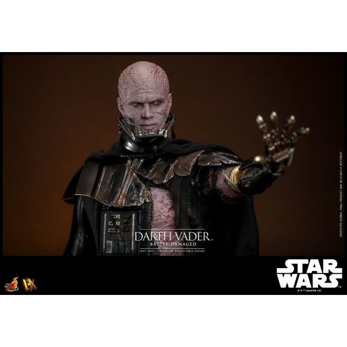 Darth Vader (Battle Damaged) 1:6 Scale Figure - Hot Toys - Star Wars