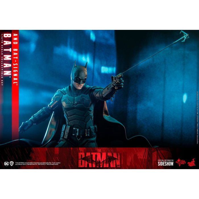 Batman and Bat-Signal 1:6 Scale Figure - Hot Toys - The Batman