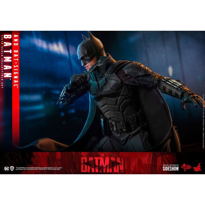 Batman and Bat-Signal 1:6 Scale Figure - Hot Toys - The Batman