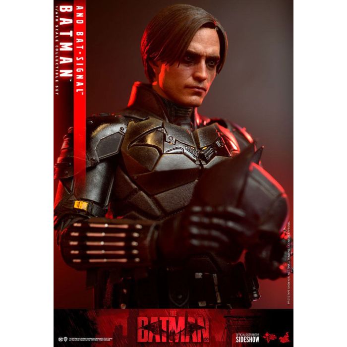 Batman and Bat-Signal 1:6 Scale Figure - Hot Toys - The Batman