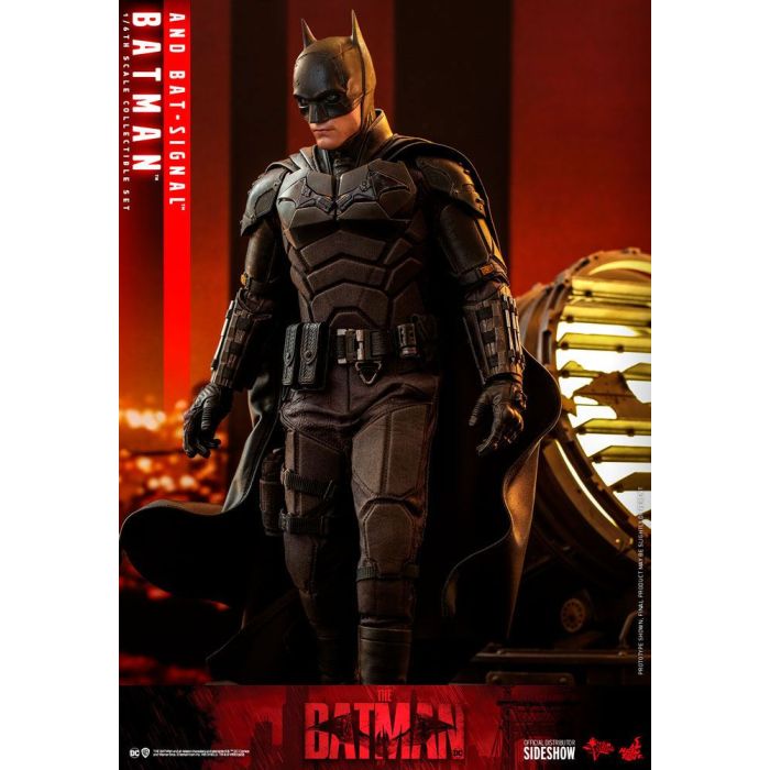 Batman and Bat-Signal 1:6 Scale Figure - Hot Toys - The Batman