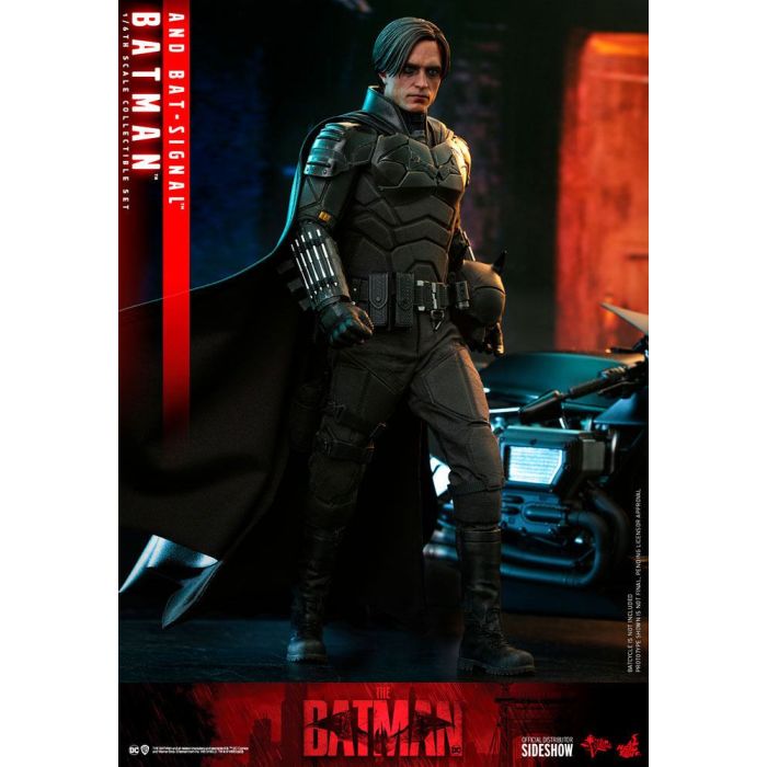 Batman and Bat-Signal 1:6 Scale Figure - Hot Toys - The Batman