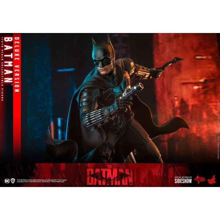 Batman Deluxe 1:6 Scale Figure - Hot Toys - The Batman