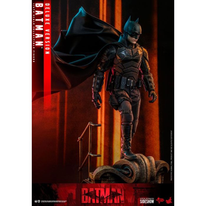Batman Deluxe 1:6 Scale Figure - Hot Toys - The Batman