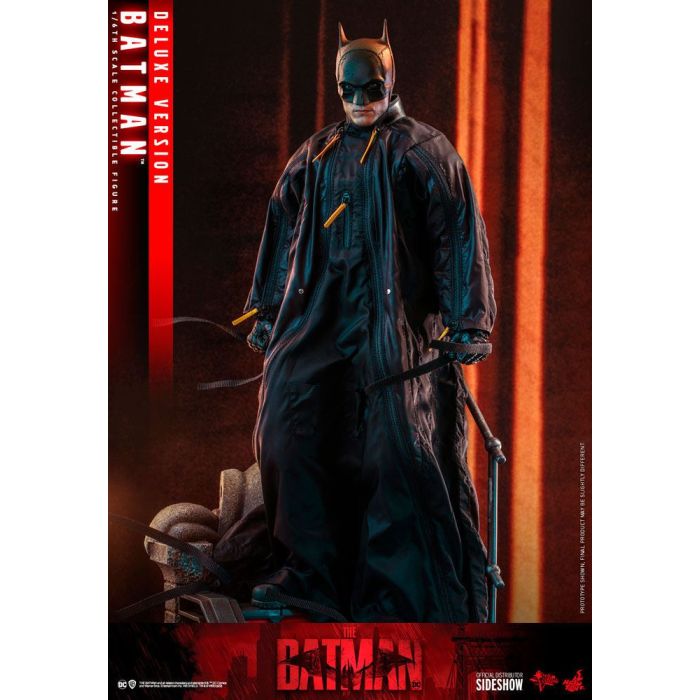 Batman Deluxe 1:6 Scale Figure - Hot Toys - The Batman