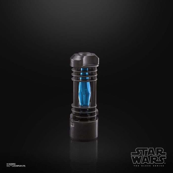 Star Wars: The Clone Wars - Ahsoka Tano Force FX Elite Lightsaber 2021