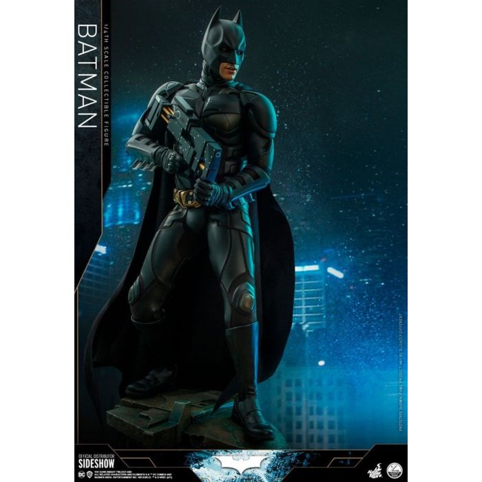 Batman 1:4 Scale Figure - Hot Toys - The Dark Knight