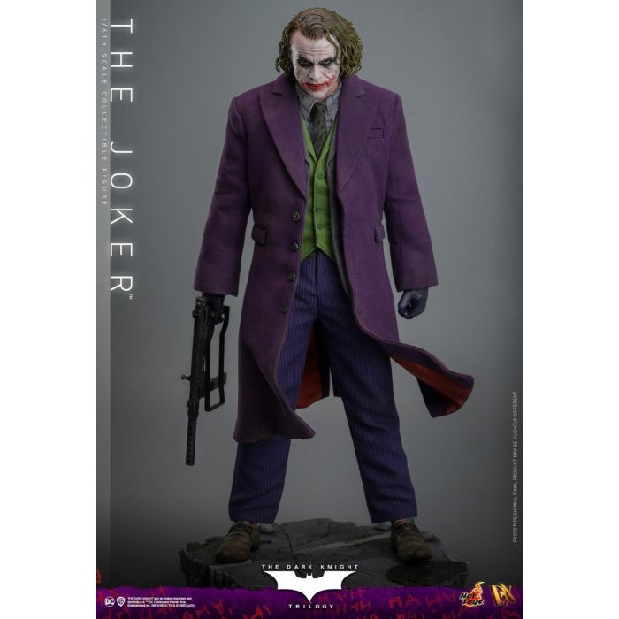 The Joker 1:6 Scale Figure - Hot Toys - The Dark Knight
