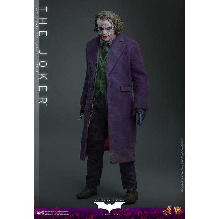 The Joker 1:6 Scale Figure - Hot Toys - The Dark Knight