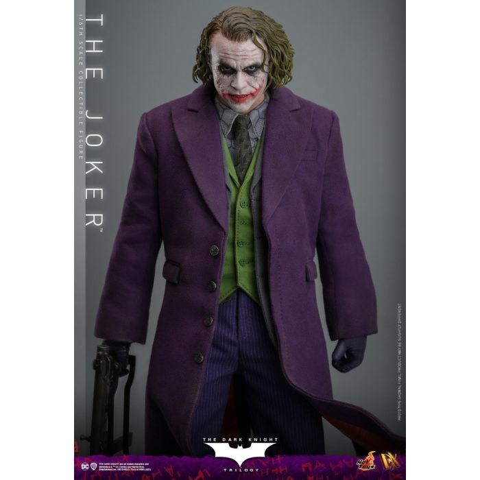 The Joker 1:6 Scale Figure - Hot Toys - The Dark Knight