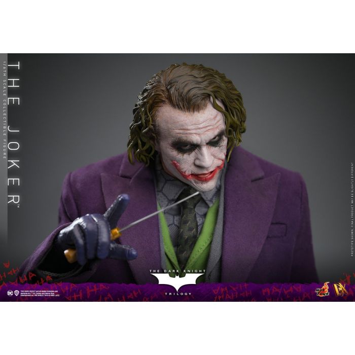 The Joker 1:6 Scale Figure - Hot Toys - The Dark Knight