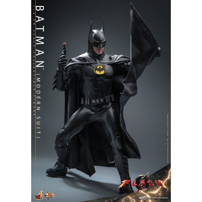 Batman Modern Suit 1:6 Scale Figure First Edition - Hot Toys - The Flash