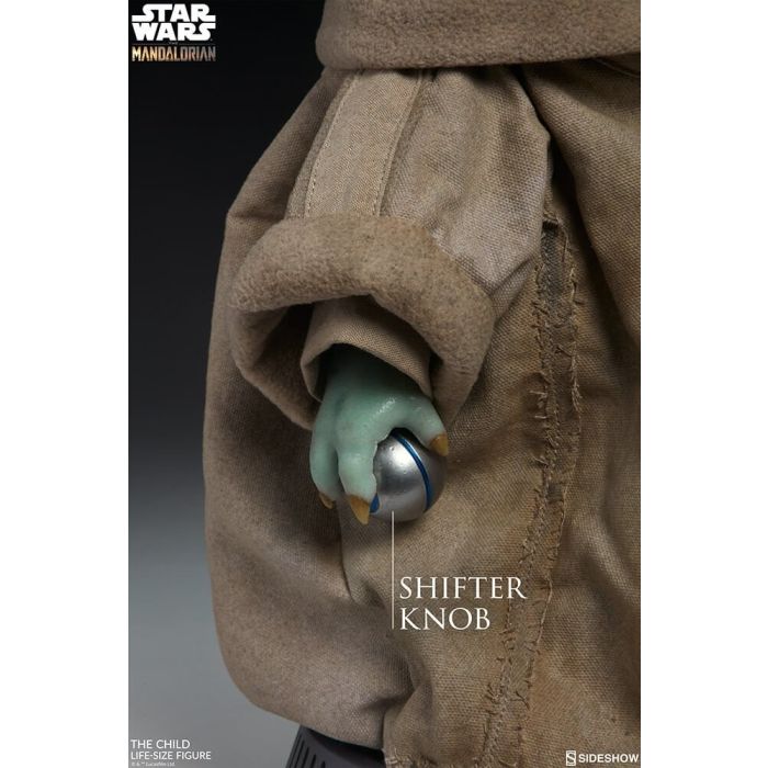 Baby Yoda Statue / The Child Life Size Statue - The Mandalorian - Sideshow Toys