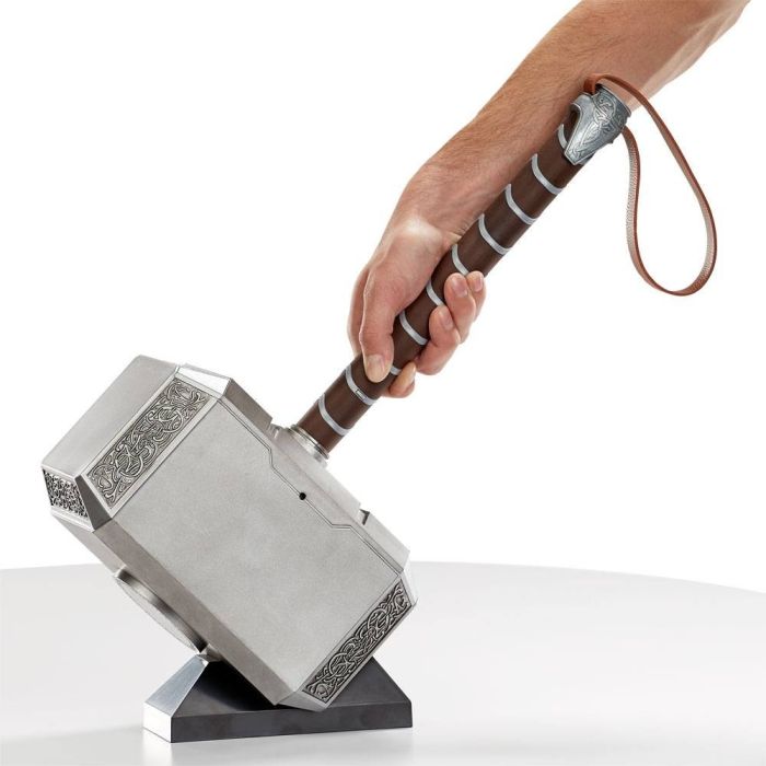 Marvel: Thor - Mjolnir Hammer Legend Series Replica