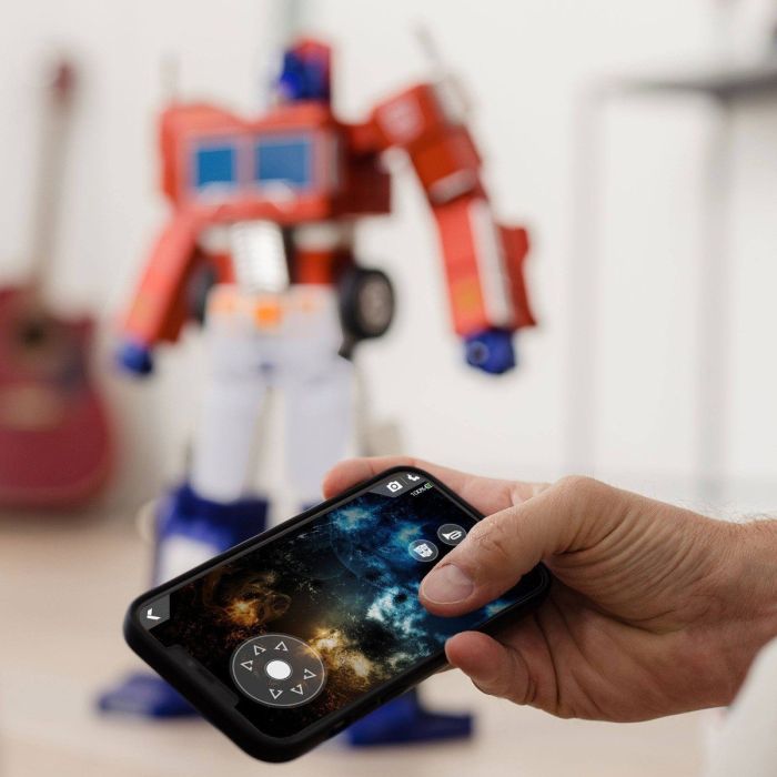Optimus Prime Interactive Auto-Converting Robot - Transformers