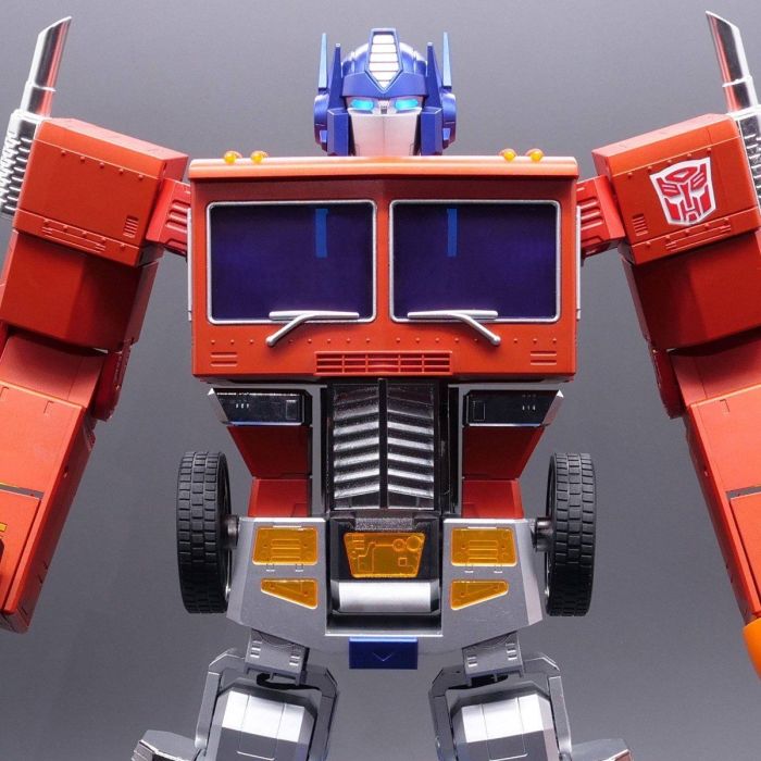 Optimus Prime Interactive Auto-Converting Robot - Transformers