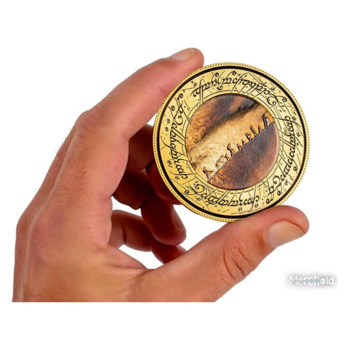 Lord of the Rings Coin with Display Stand The Fellowship
