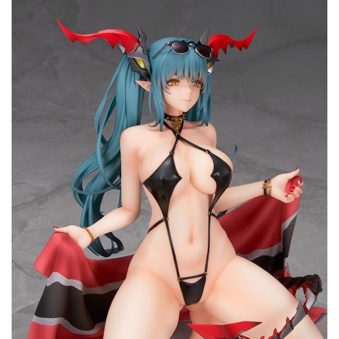 Azur Lane PVC Statue 1/7 Regensburg Dark Dragon and the Coast of Light Ver. 16 cm