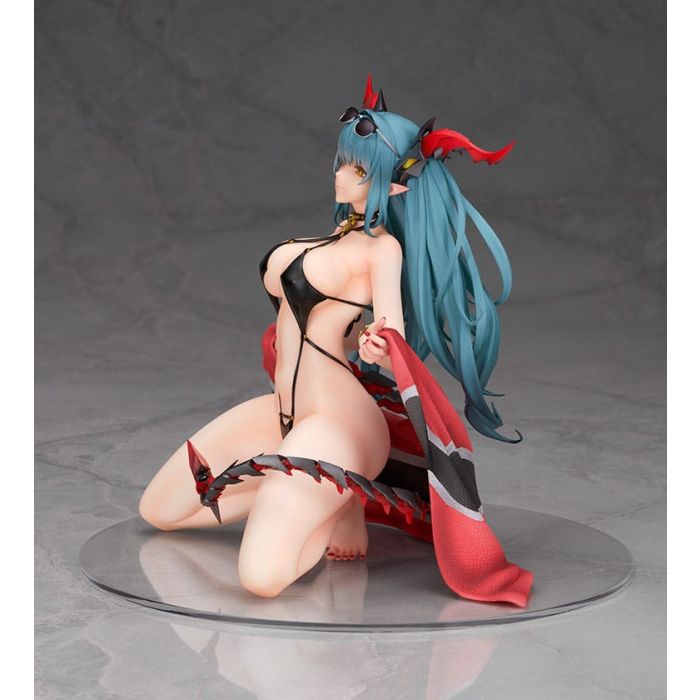 Azur Lane PVC Statue 1/7 Regensburg Dark Dragon and the Coast of Light Ver. 16 cm