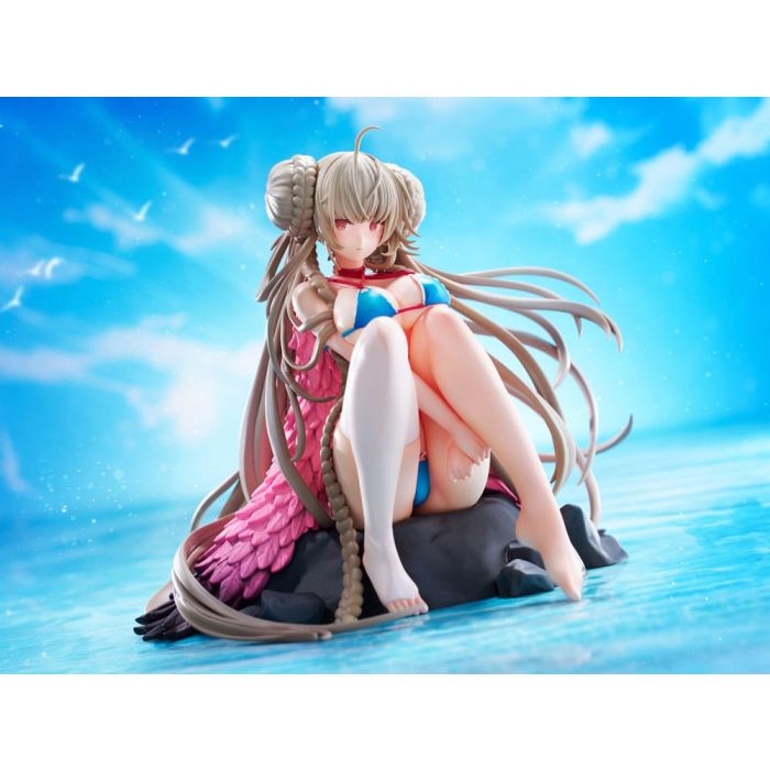 Azur Lane PVC Statue 1/7 Formidable The Lady of the Beach Ver. 16 cm