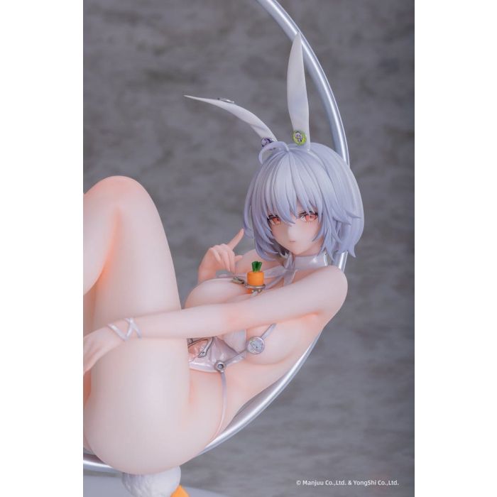 Azur Lane PVC Figure 1/6 Sirius Rabbit of Paradise Ver. 27 cm