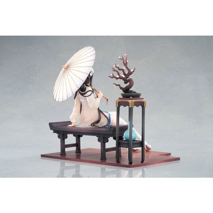 Azur Lane PVC Figure 1/7 Yat Sen Paragon of Celestial Grace Ver. 22 cm