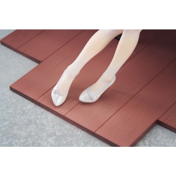 Azur Lane PVC Figure 1/7 Yat Sen Paragon of Celestial Grace Ver. 22 cm