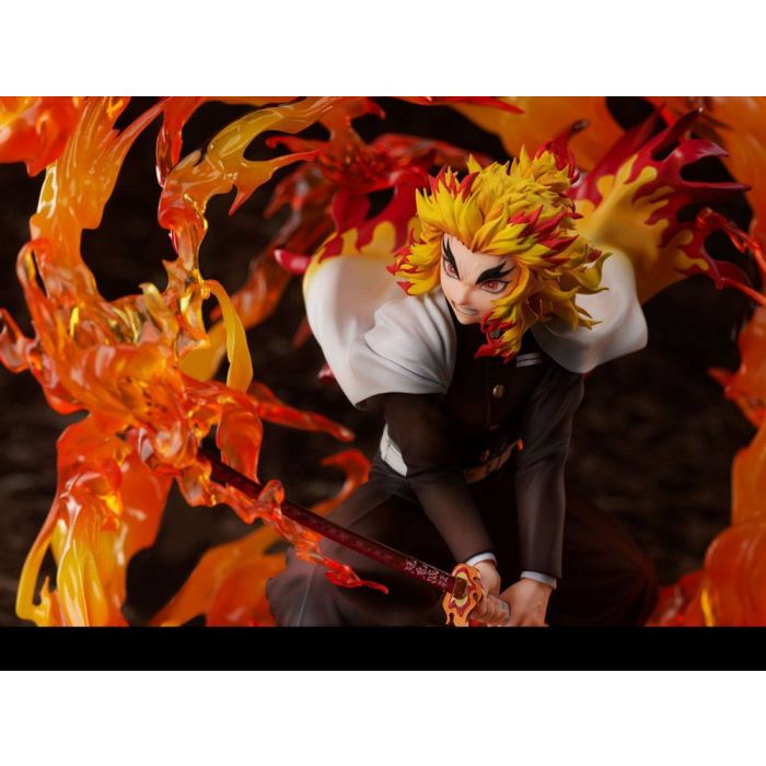 Demon Slayer: Kimetsu no Yaiba Statue 1/8 Kyojuro Rengoku 26 cm